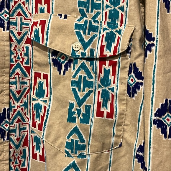 Frontier Series XLT western long sleeve button down shirt has an Aztec print - Picture 3 of 5